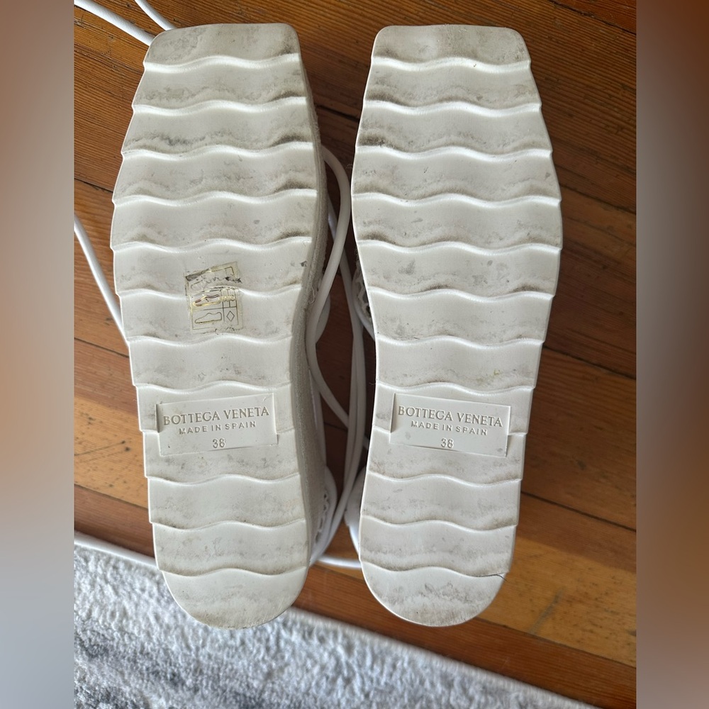 BOTTEGA VENETA MESH ESPADRILLE PLATFORM WEDGES WOMEN WHITE | WHITE SANDALS - Picture 16 of 16